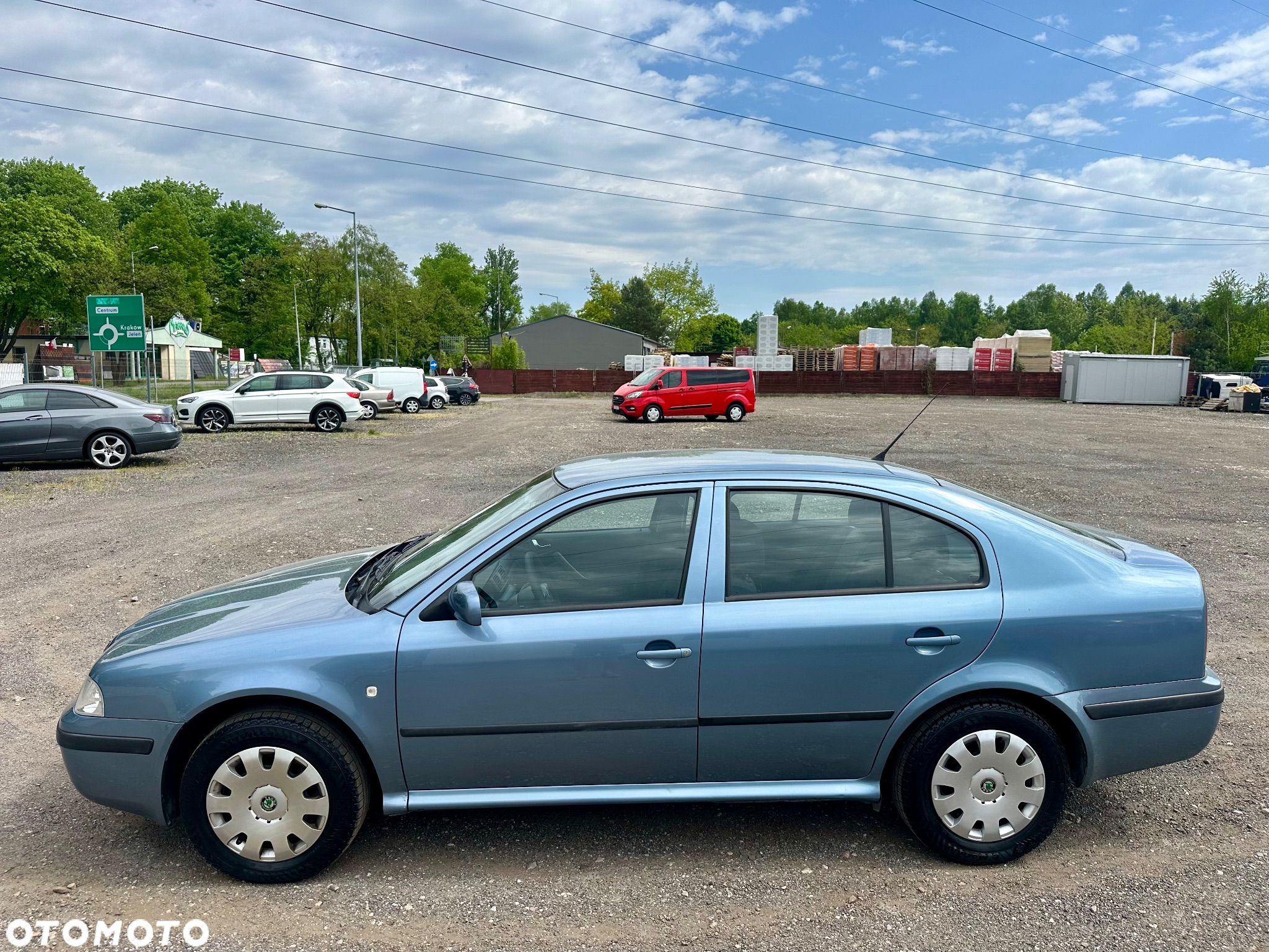 Skoda Octavia 1.6 Ambiente - 2