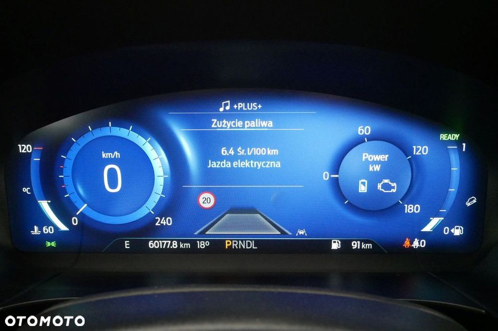 Ford Kuga - 9
