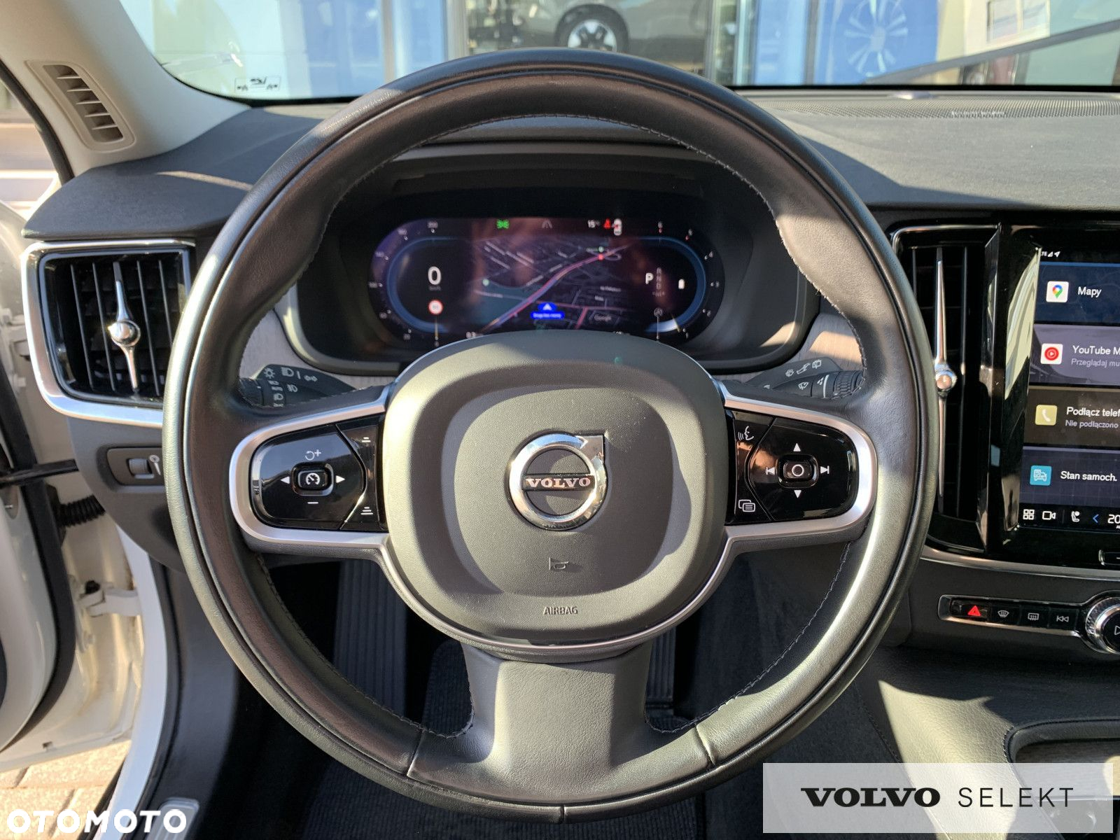 Volvo V90 Cross Country - 17