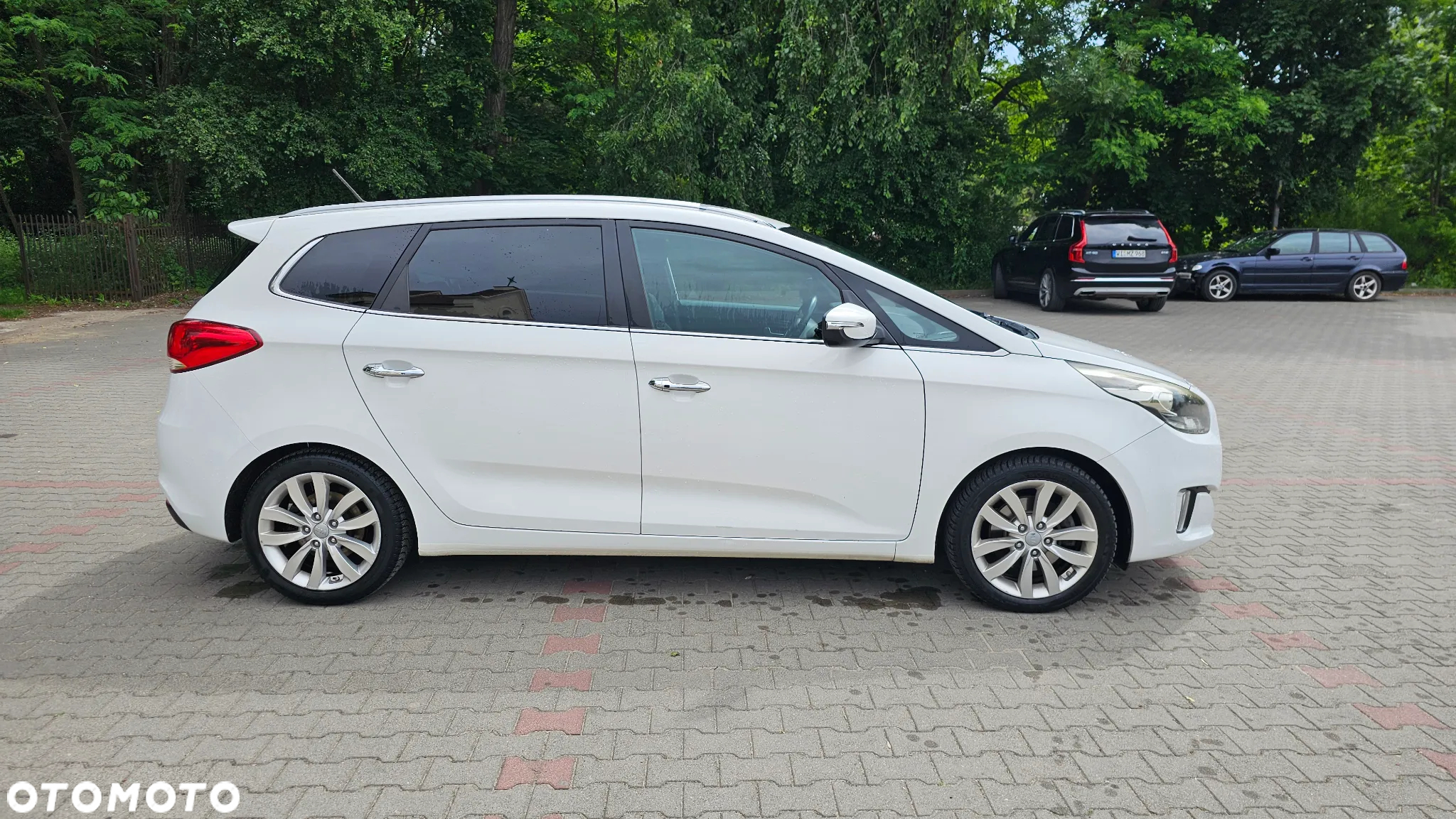 Kia Carens - 6