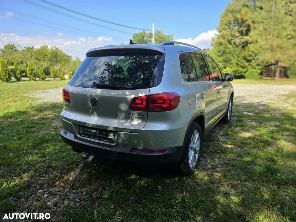 Volkswagen Tiguan 2.0 TDI 4Motion DSG Sport & Style - 6