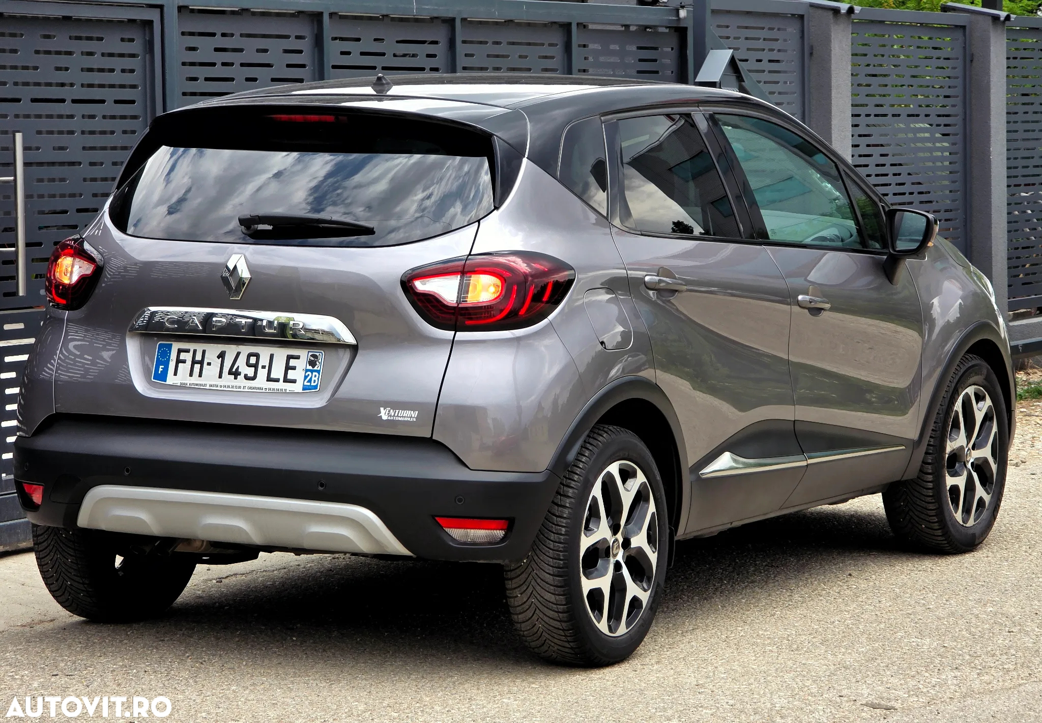 Renault Captur TCe 130 GPF INTENS - 6