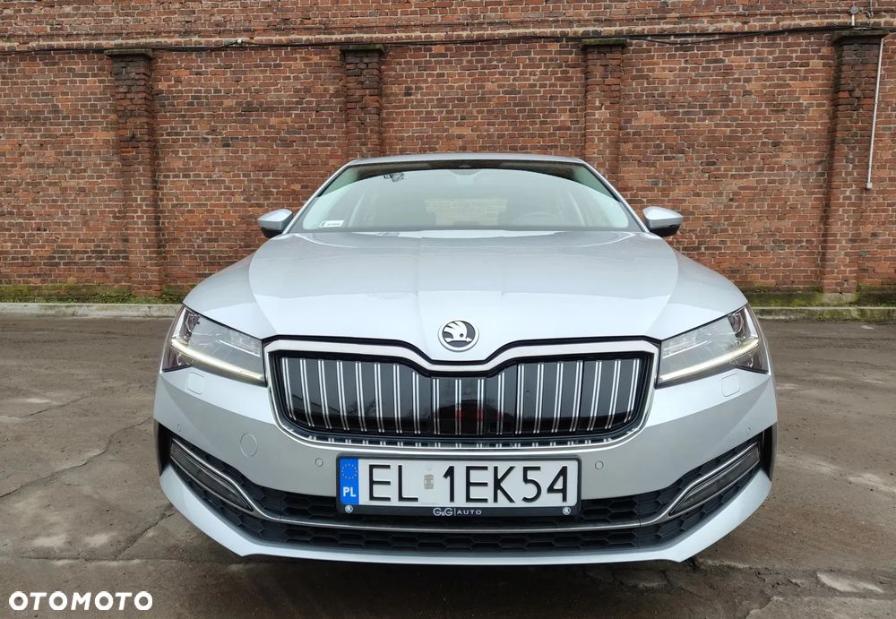 Skoda Superb 1.4 TSI Plug-In Hybrid Style DSG - 2