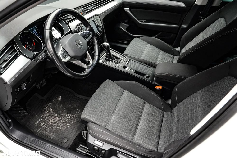 Volkswagen Passat Variant 1.5 TSI ACT OPF DSG Comfortline - 11