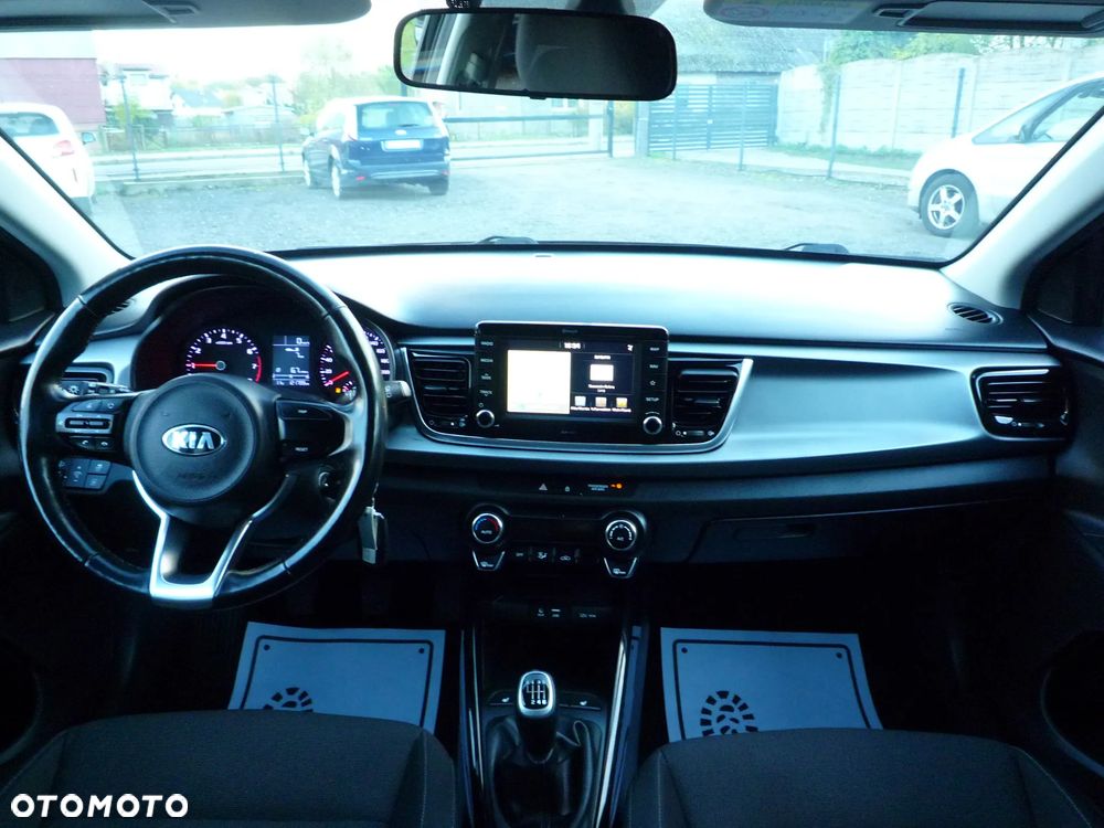 Kia Rio - 16