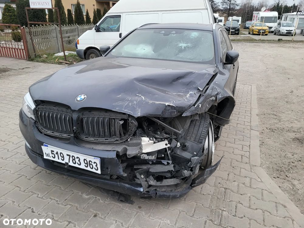 BMW Seria 5 540d xDrive Sport Line - 17