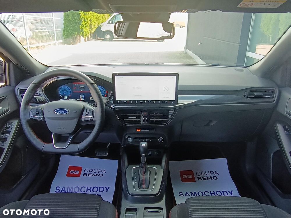 Ford Focus 1.0 EcoBoost mHEV ST-Line X - 6