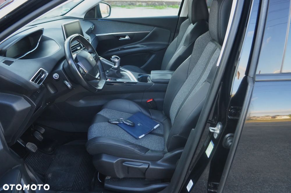 Peugeot 3008 PureTech 130 Style - 27