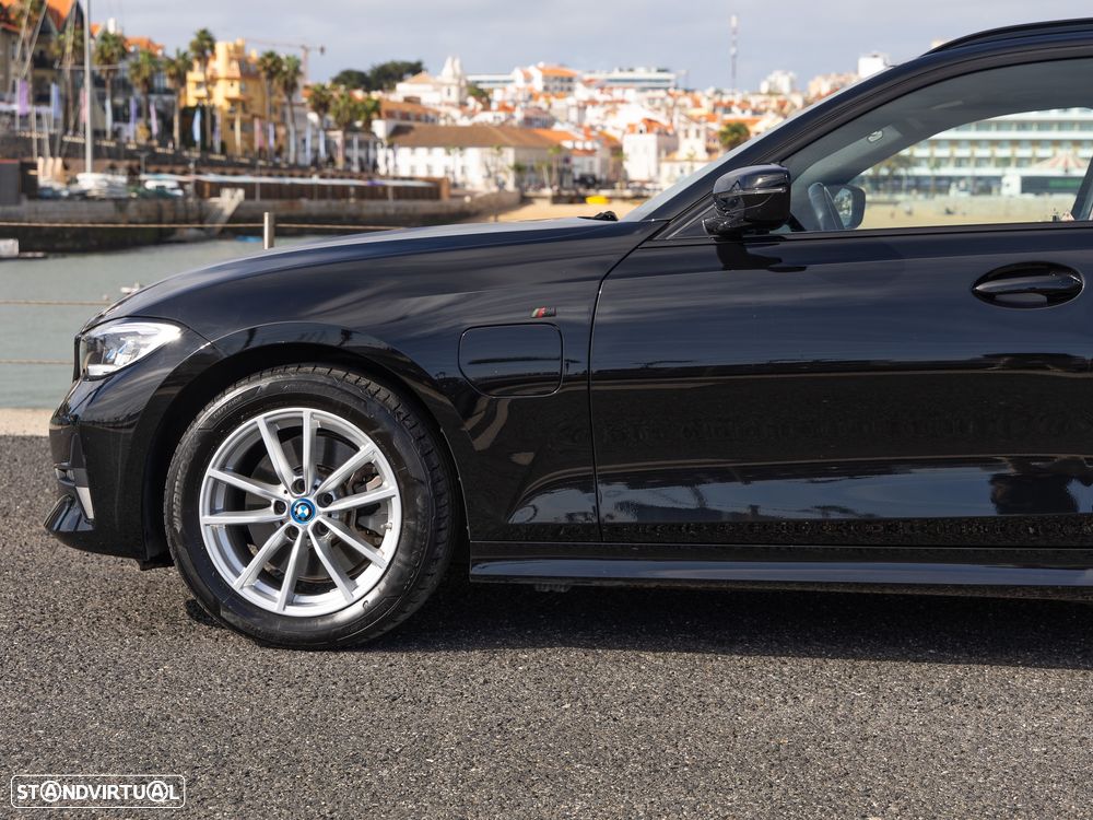 BMW 320 e Touring Aut. Advantage - 21