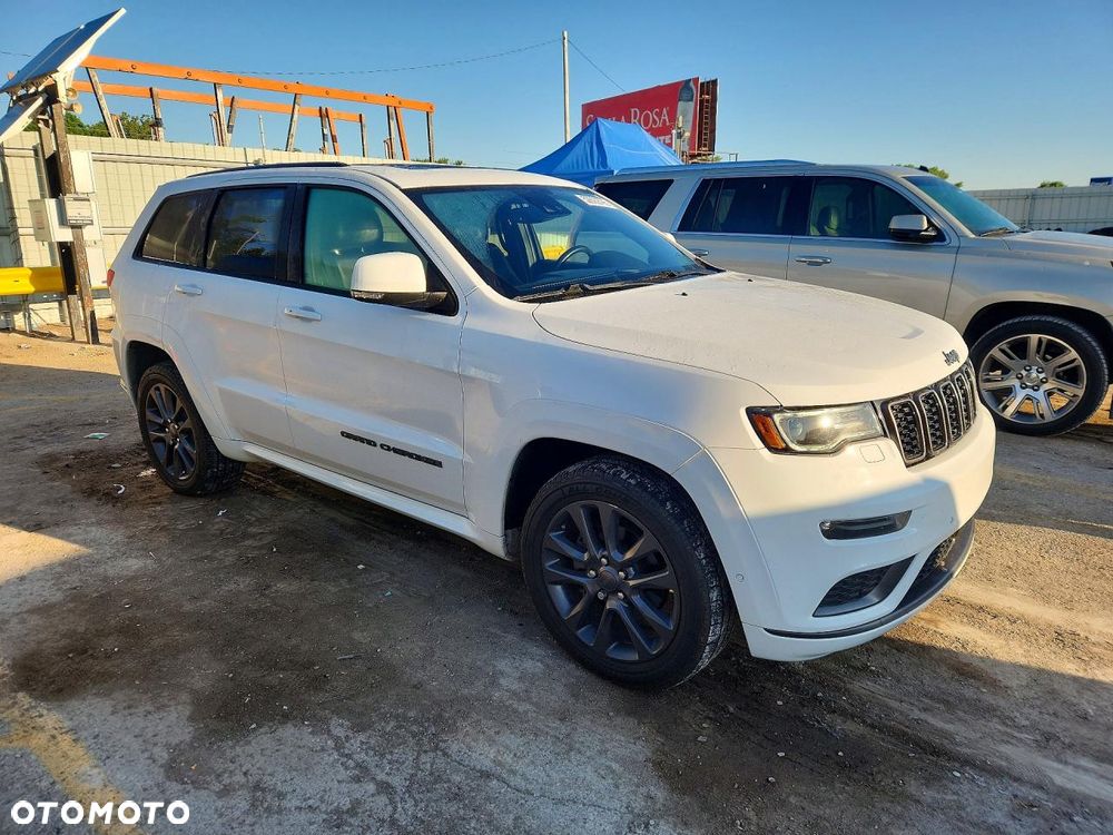 Jeep Grand Cherokee - 4