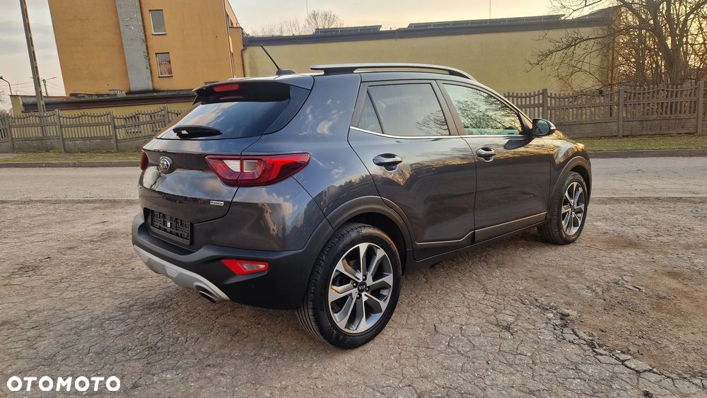 Kia Stonic 1.6 CRDi Platinum Edition - 4