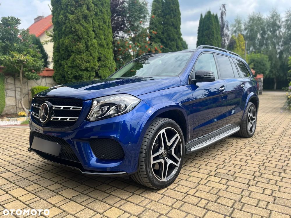 Mercedes-Benz GLS - 1