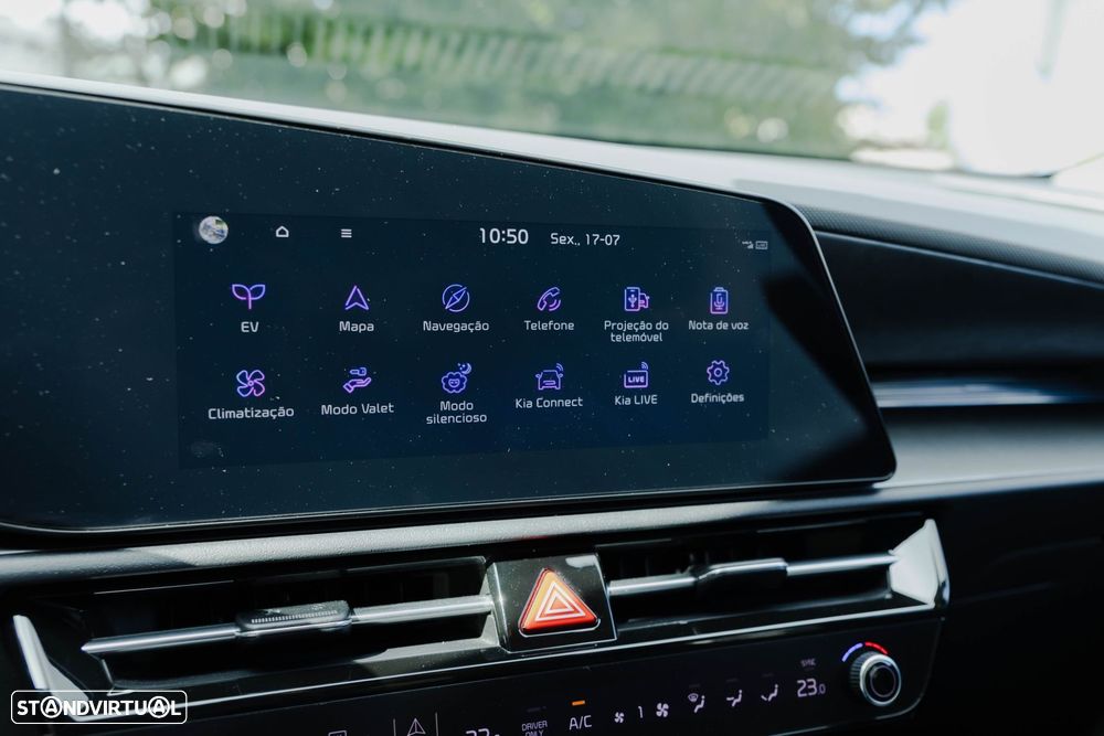 Kia Niro EV 64kWh Drive - 32