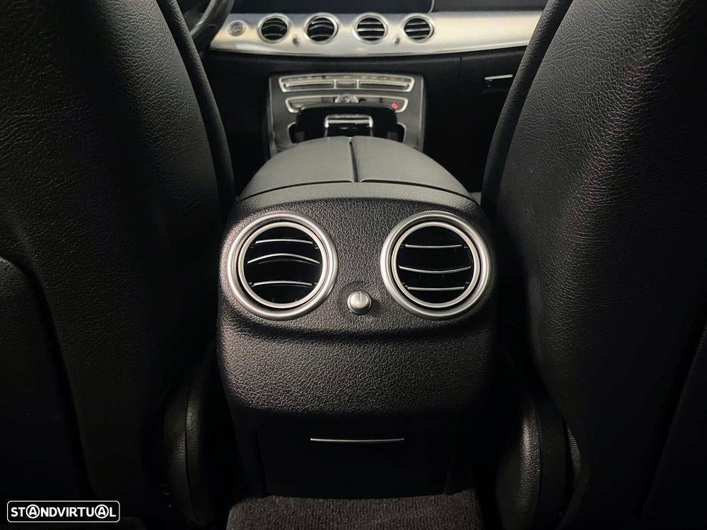 Mercedes-Benz E 220 d Avantgarde - 12