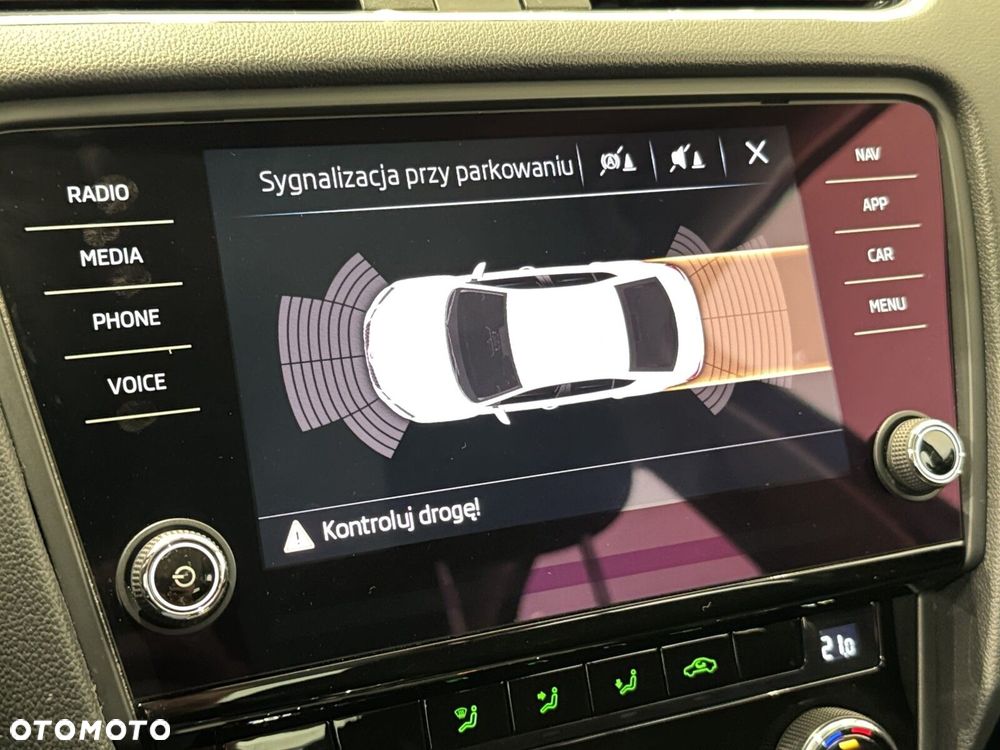 Skoda Octavia 1.4 TSI Ambition - 33