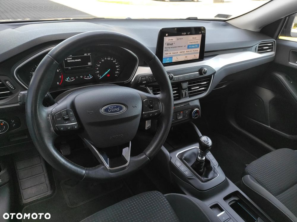 Ford Focus 1.0 EcoBoost Trend - 13