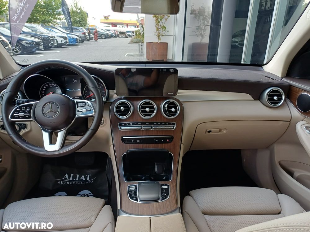 Mercedes-Benz GLC 220 d 4MATIC - 12