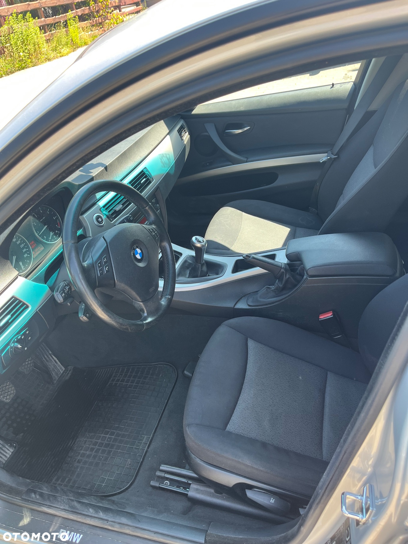 BMW Seria 3 318i - 17