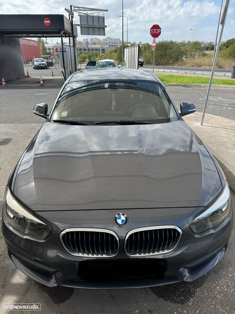 BMW 116 d Line Urban - 1