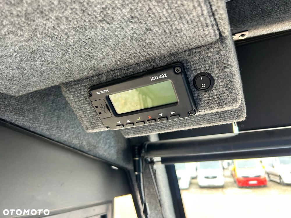 Mercedes-Benz Sprinter 516 - 22