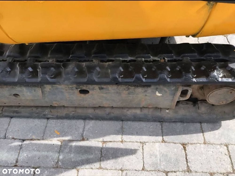 JCB 8018 - 8