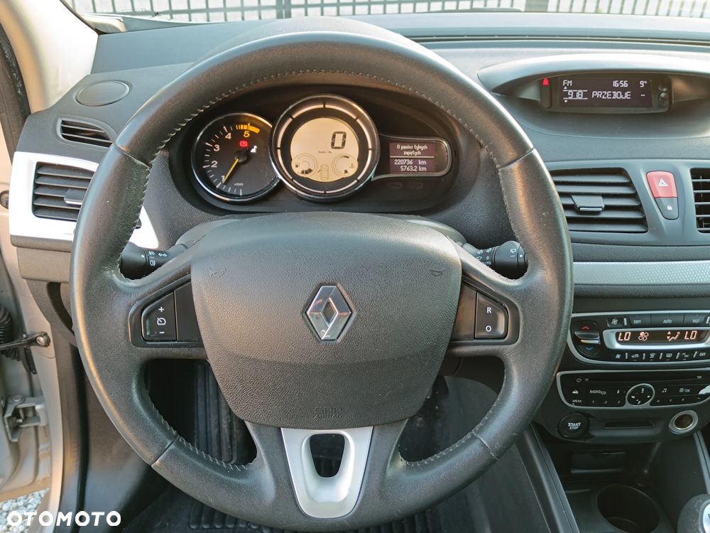 Renault Megane 1.9 dCi Dynamique Euro5 - 14