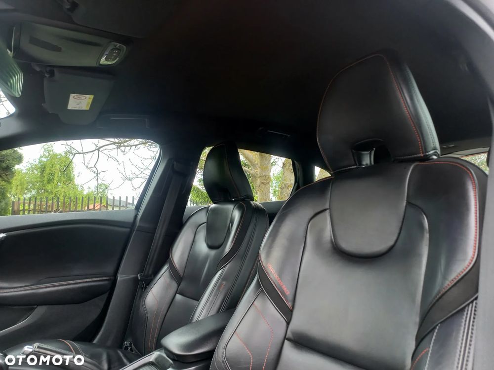 Volvo V40 - 10