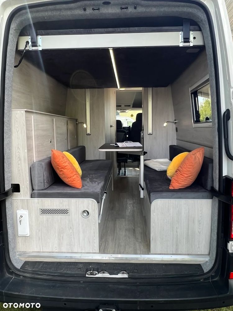 Volkswagen Crafter - 16