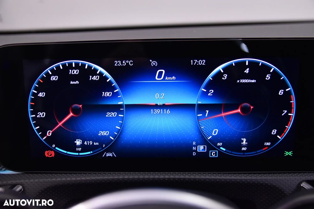 Mercedes-Benz A 180 7G-DCT - 10