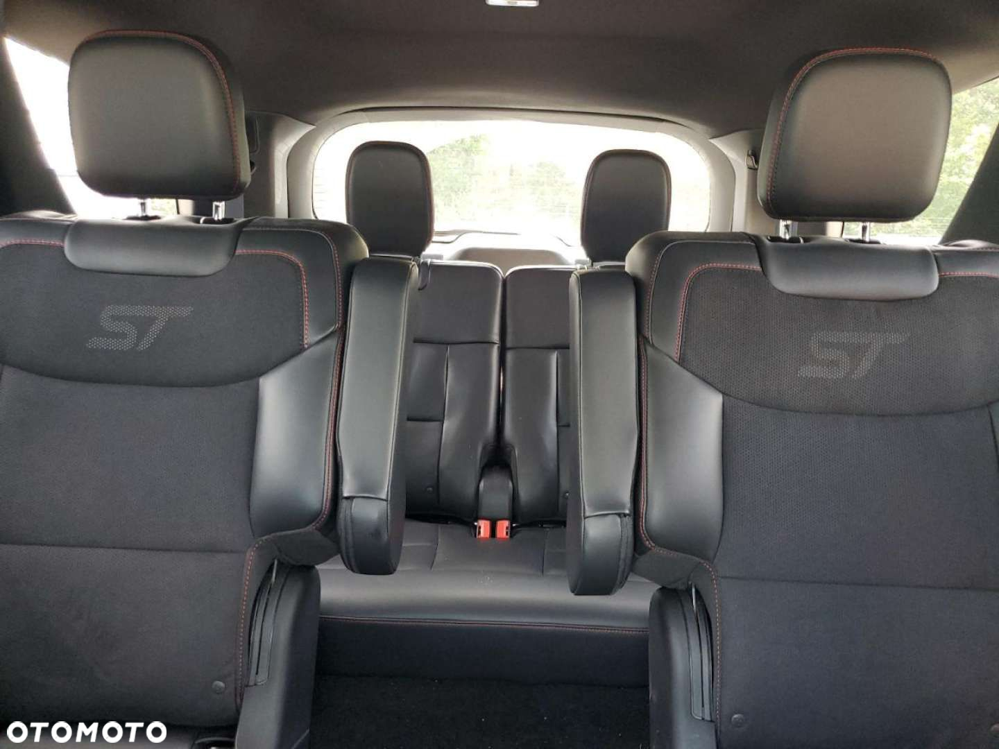 Ford Explorer - 6