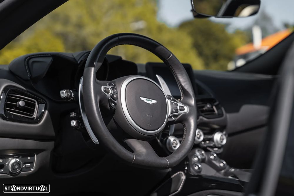 Aston Martin Vantage Roadster V8 - 16
