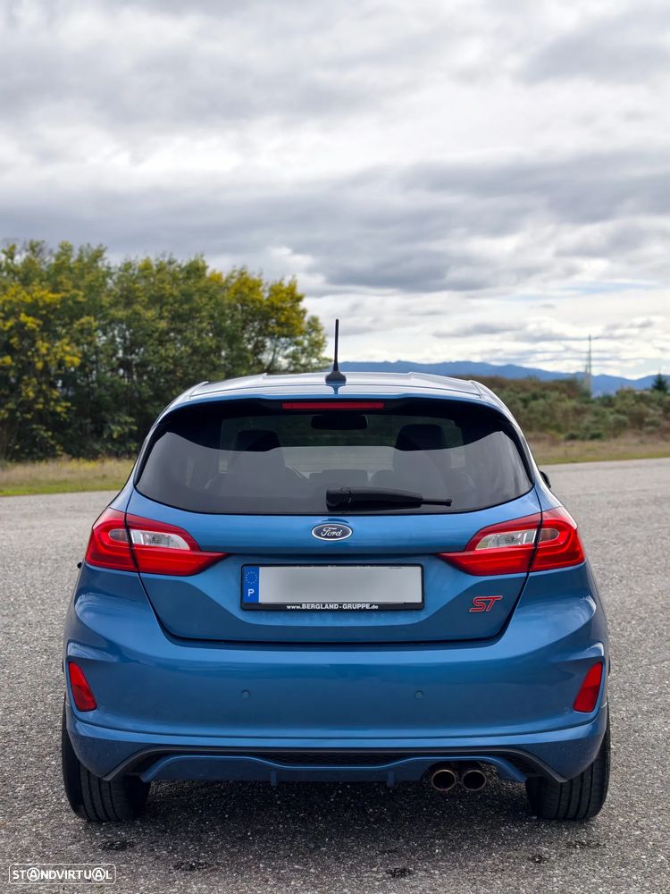 Ford Fiesta 1.5 EcoBoost ST - 6