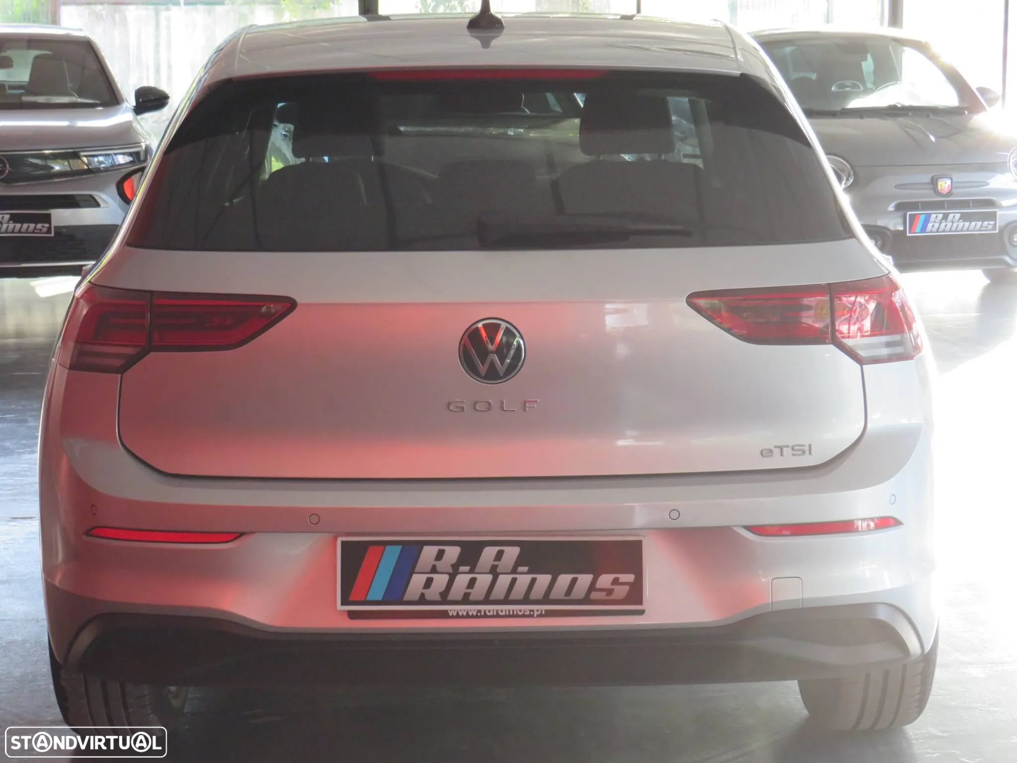 VW Golf 1.0 eTSI Life DSG - 7