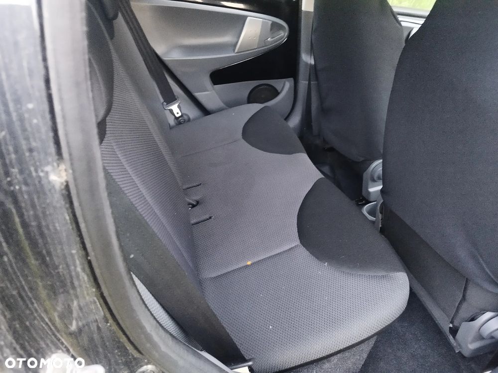 Toyota Aygo City - 10
