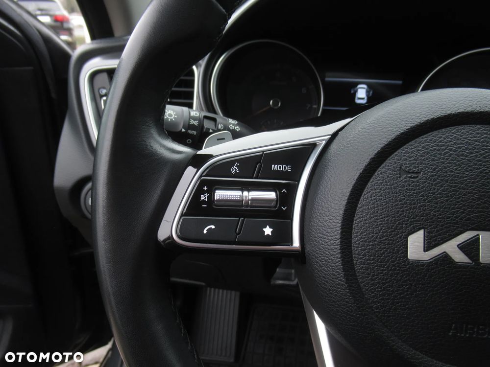 Kia Ceed 1.5 T-GDI M DCT - 12