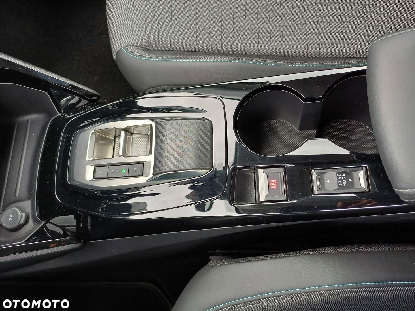 Peugeot 208 1.2 PureTech Allure Pack S&S EAT8 - 15