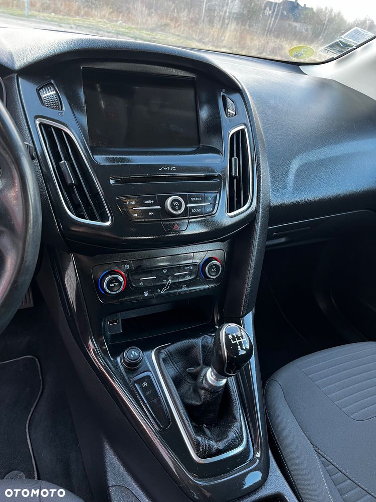 Ford Focus 2.0 TDCi SYNC Edition ASS - 14