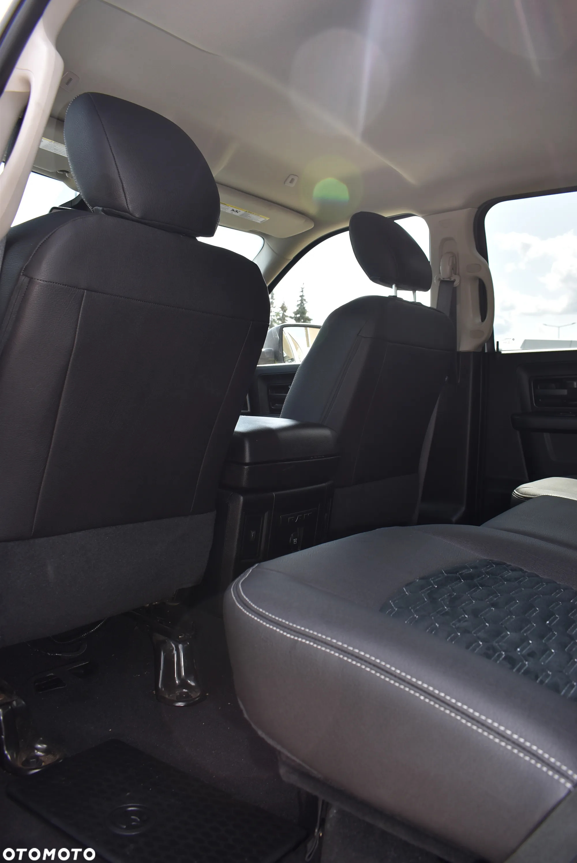 RAM 1500 - 25