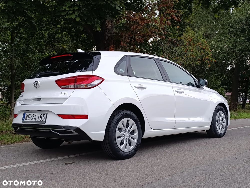 Hyundai i30 1.5 T-GDI 48V Modern - 32