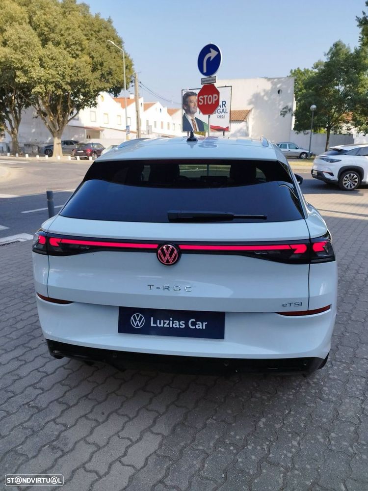VW T-Roc 1.5 eTSI R-Line DSG - 3