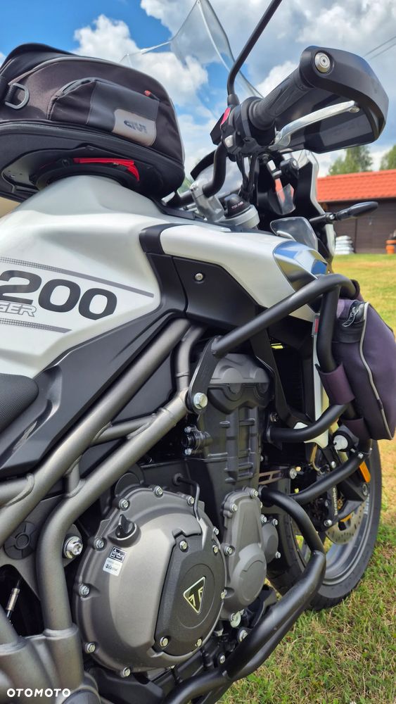 Triumph Tiger - 9