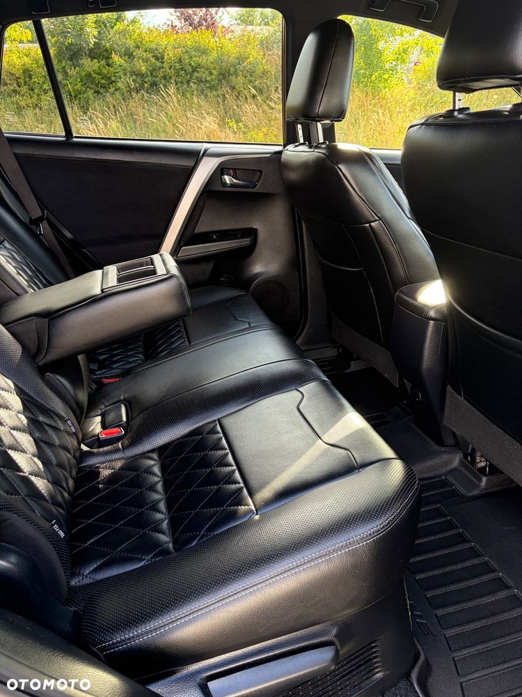 Toyota RAV4 Hybrid Prestige 4x4 - 12