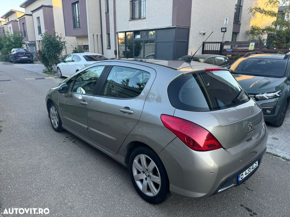 Peugeot 308 - 5