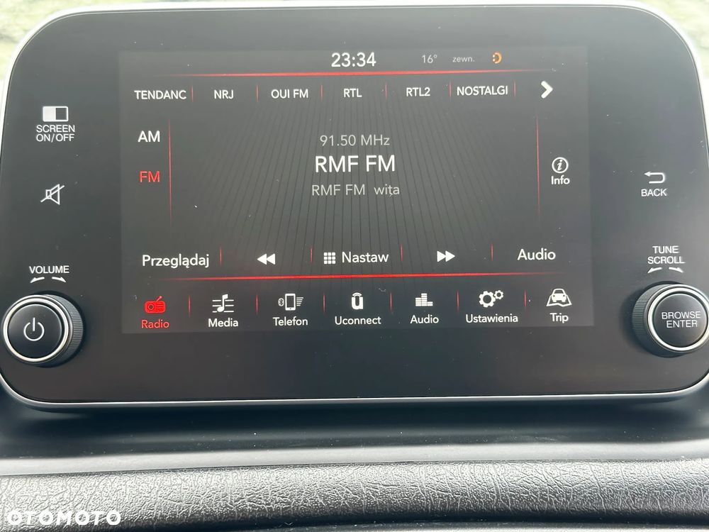 Fiat Tipo 1.6 MultiJet DCT Lounge - 29