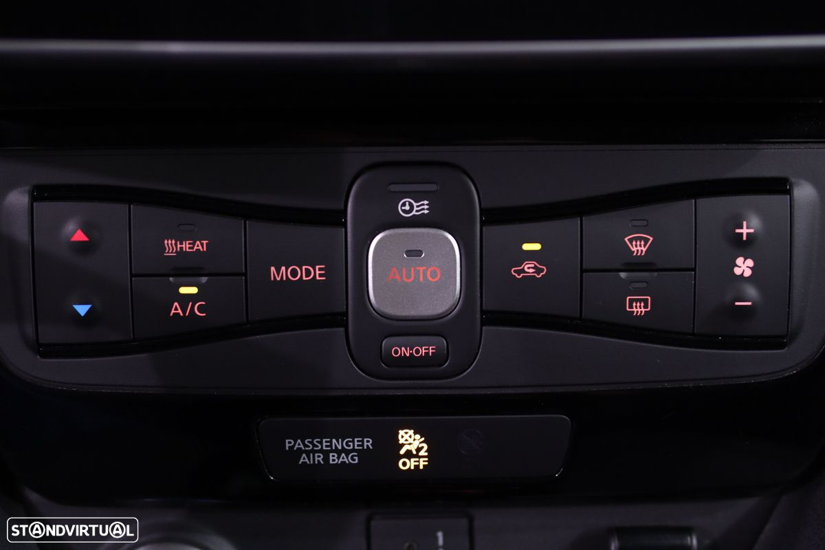 Nissan Leaf - 24
