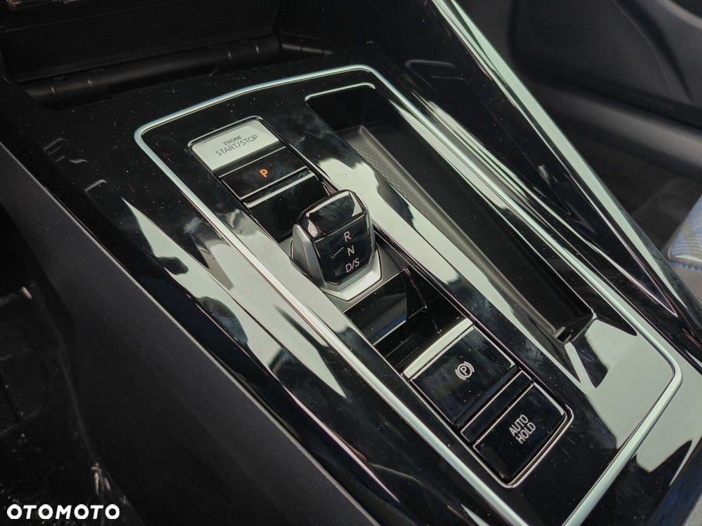 Volkswagen Golf - 20