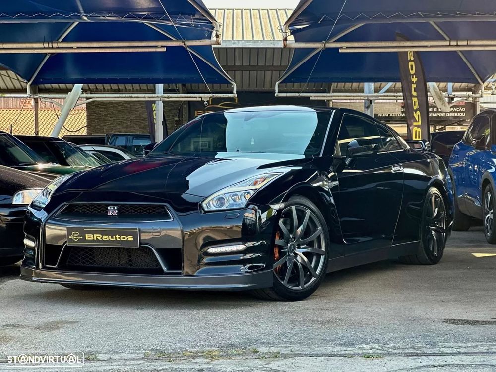 Nissan GT-R 3.8 V6 Black Edition - 1