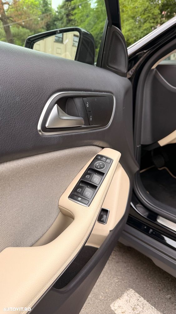 Mercedes-Benz GLA 220 4MATIC - 9