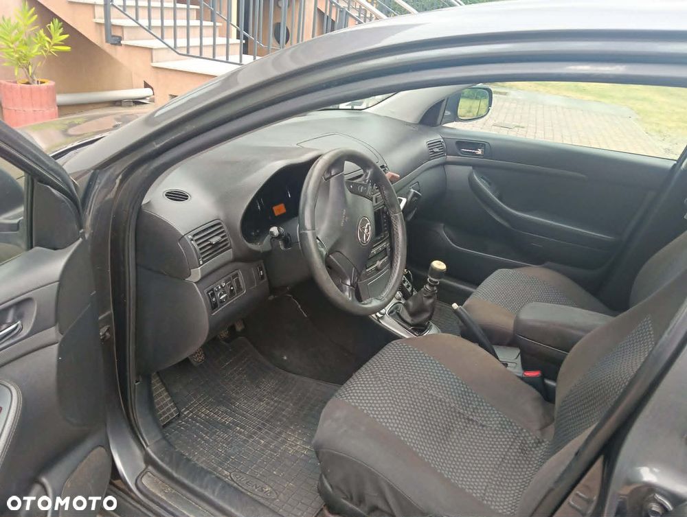 Toyota Avensis 2.2 D-4D Sol Plus - 5