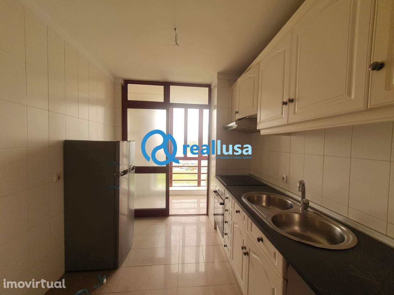 Apartamento T2 c/ garagem Vilar do Paraíso Vila Nova de Gaia - Grande imagem: 5/14